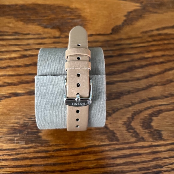 Fossil Suitor Silver White Dial Leather Strap Round Watch Set - Picture 7 of 8